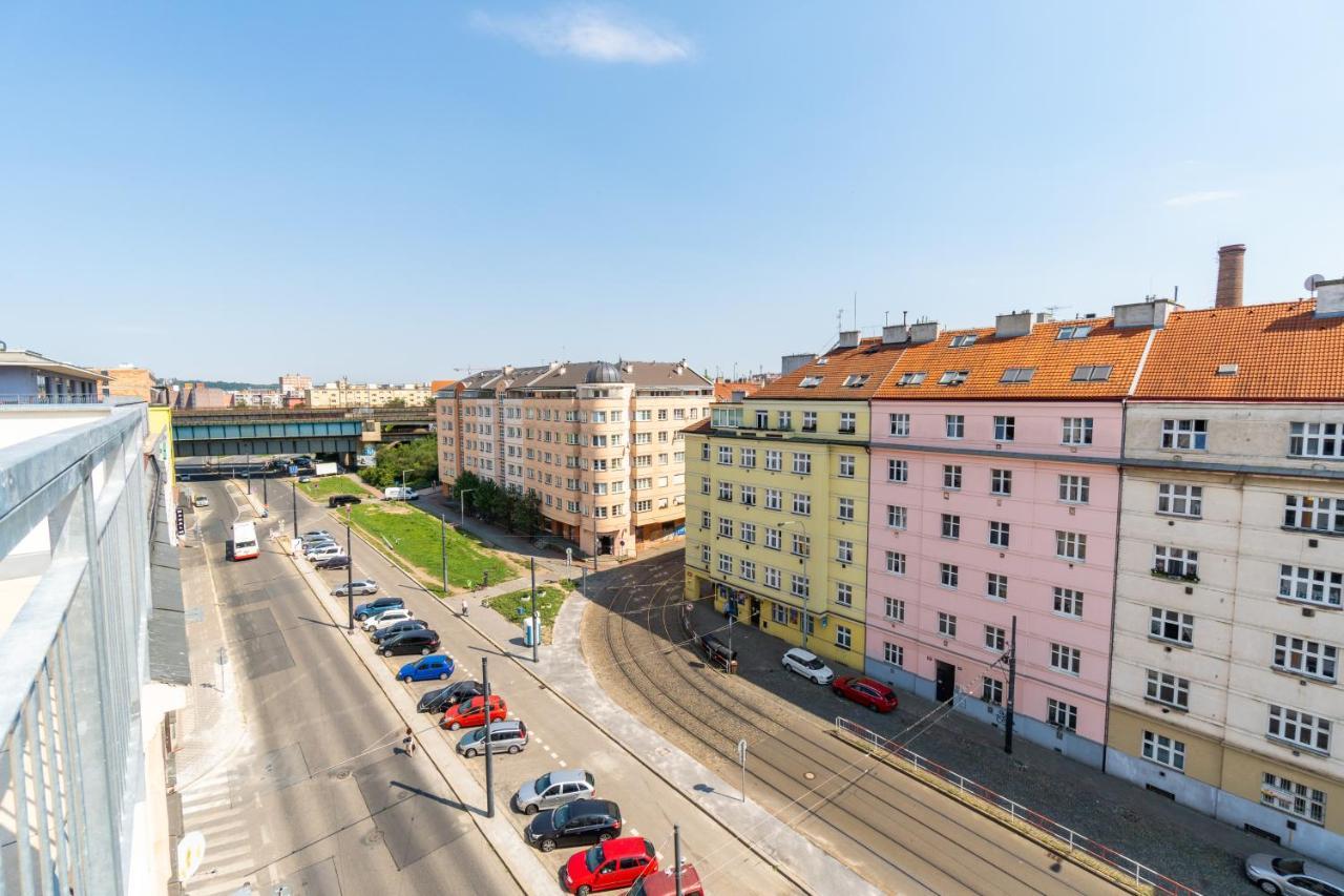 Brand New Studio Apartment # 42 In Brand New Building With Free Parking In The Center Прага Экстерьер фото